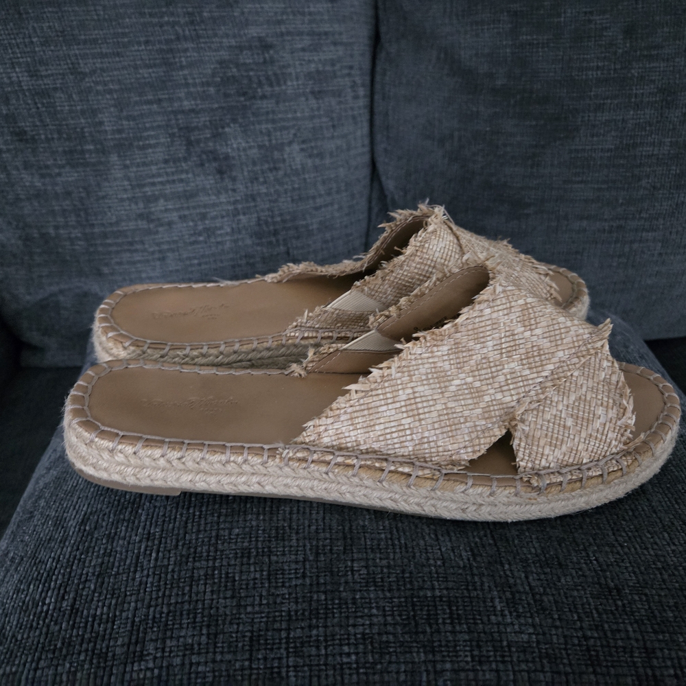 Universal Thread Beige Espadrille Slides